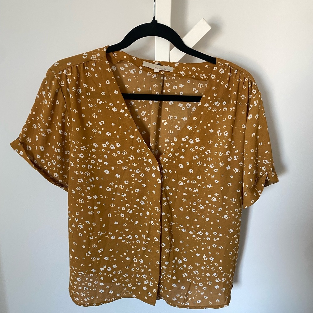 Chic Floral Button-Up Blouse in Mustard